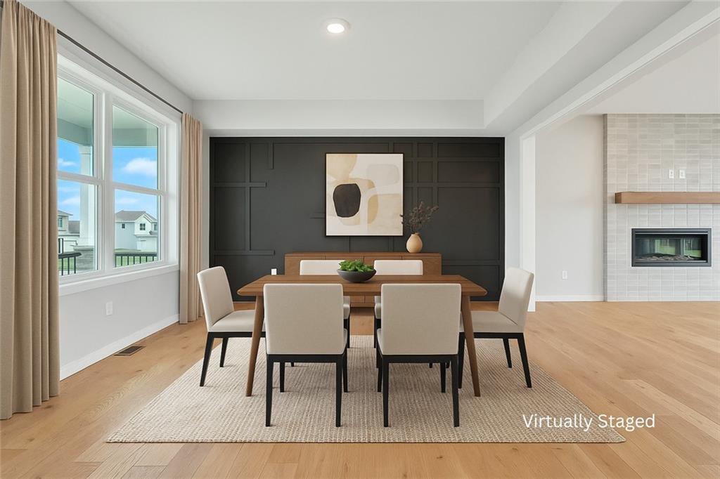 Listing Photo MLS #HMS2521107