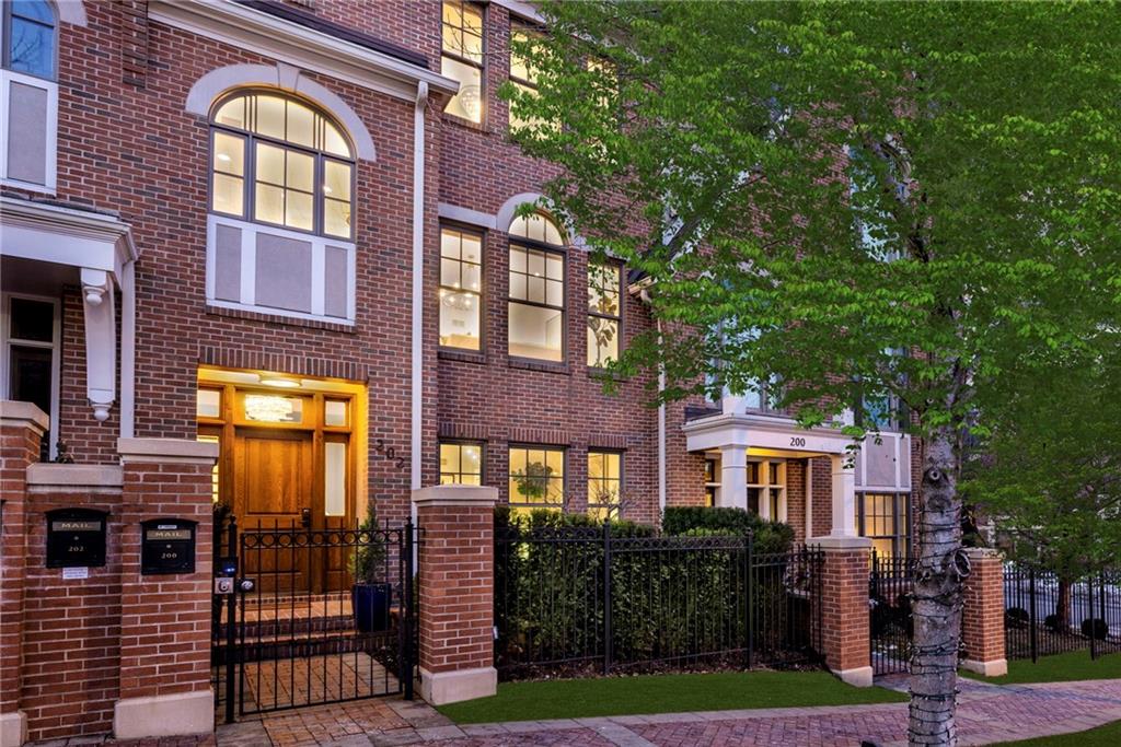 Listing Photo MLS #HMS2541316