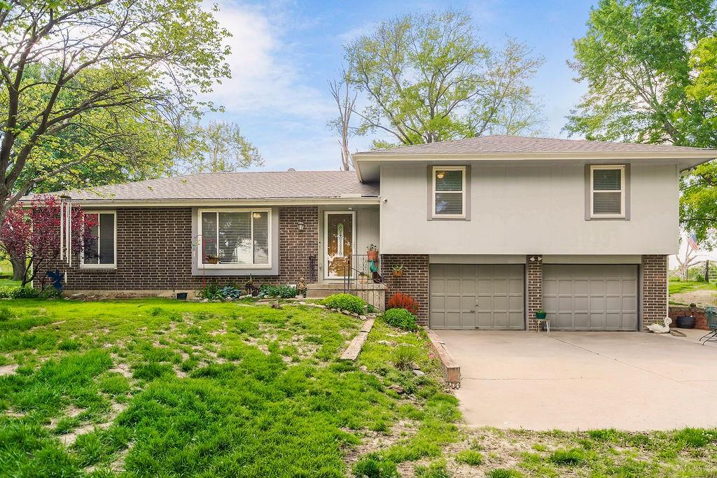 Listing Photo MLS #HMS2545556