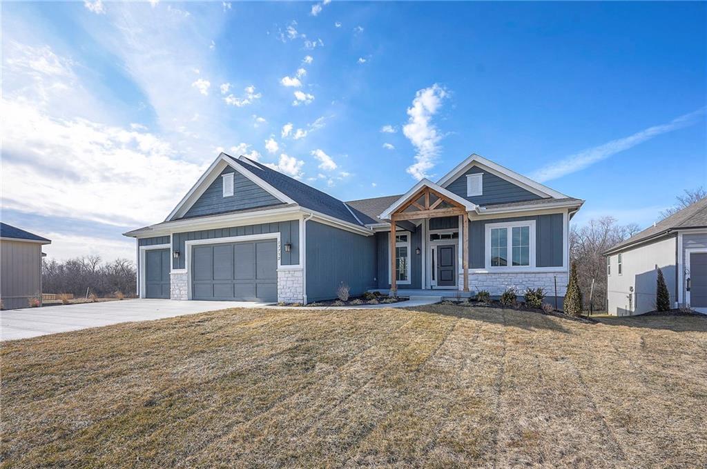 Listing Photo MLS #HMS2546296