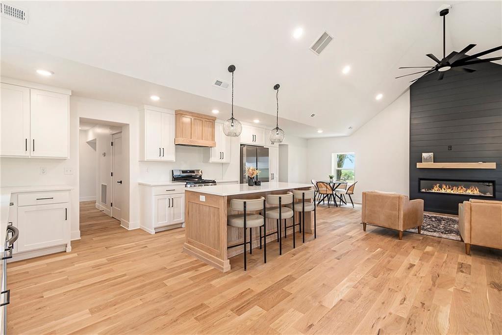 Listing Photo MLS #HMS2557602