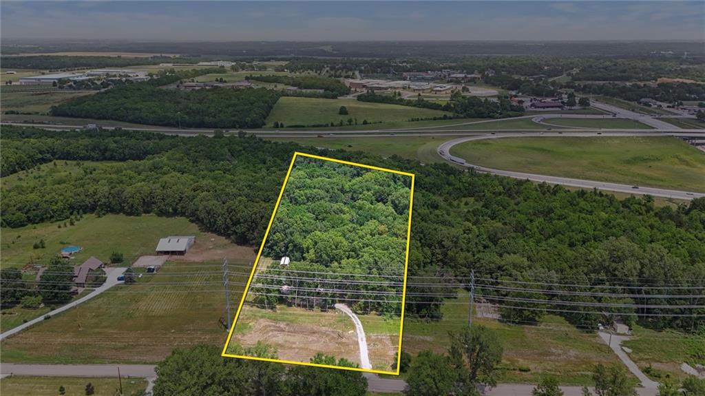 Listing Photo MLS #HMS2558204