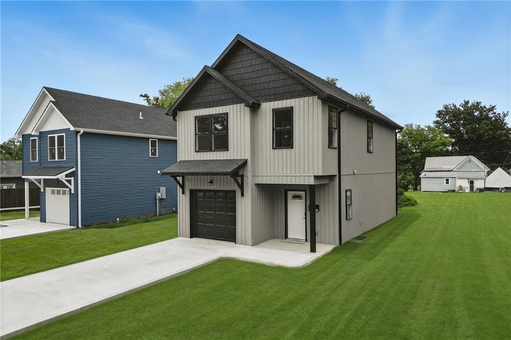 Listing Photo MLS #HMS2558736