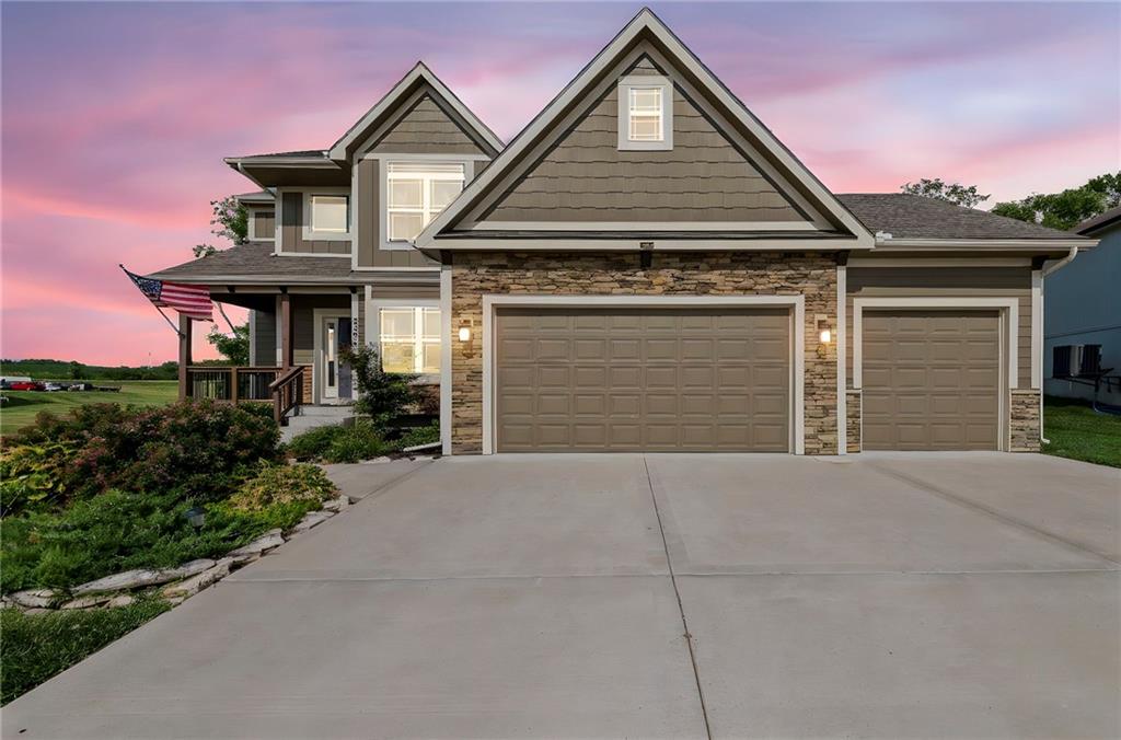 Listing Photo MLS #HMS2563421