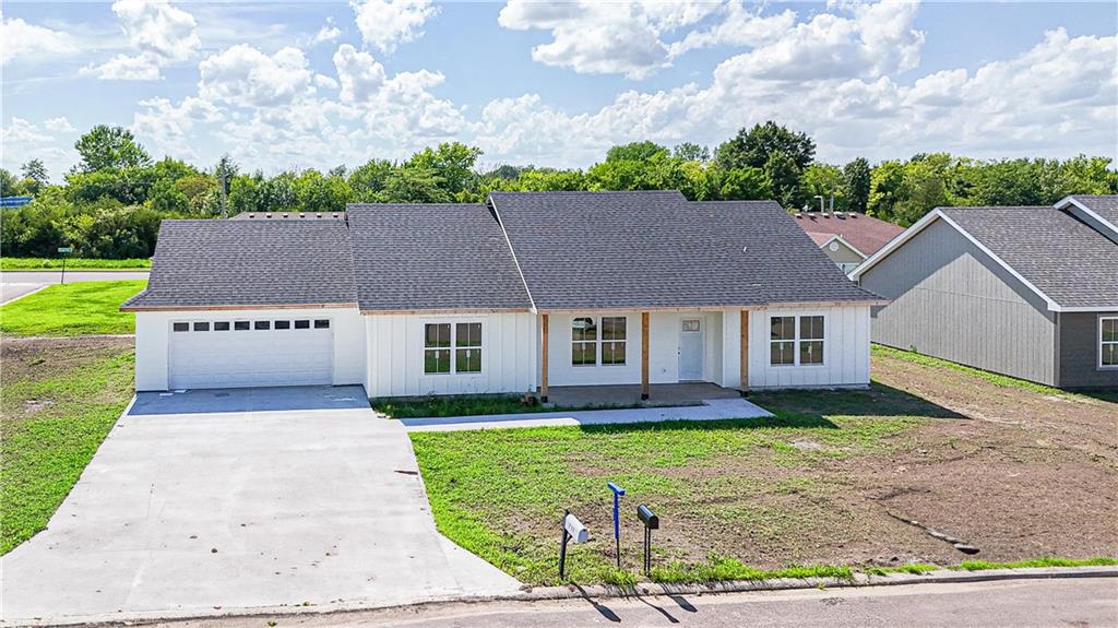 Listing Photo MLS #HMS2563869