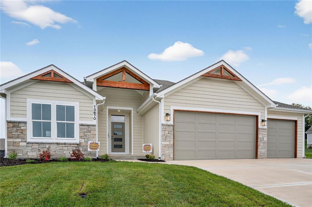 Listing Photo MLS #HMS2564017