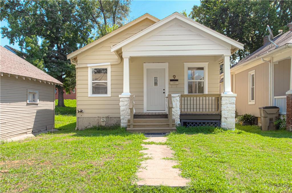 Listing Photo MLS #HMS2567067