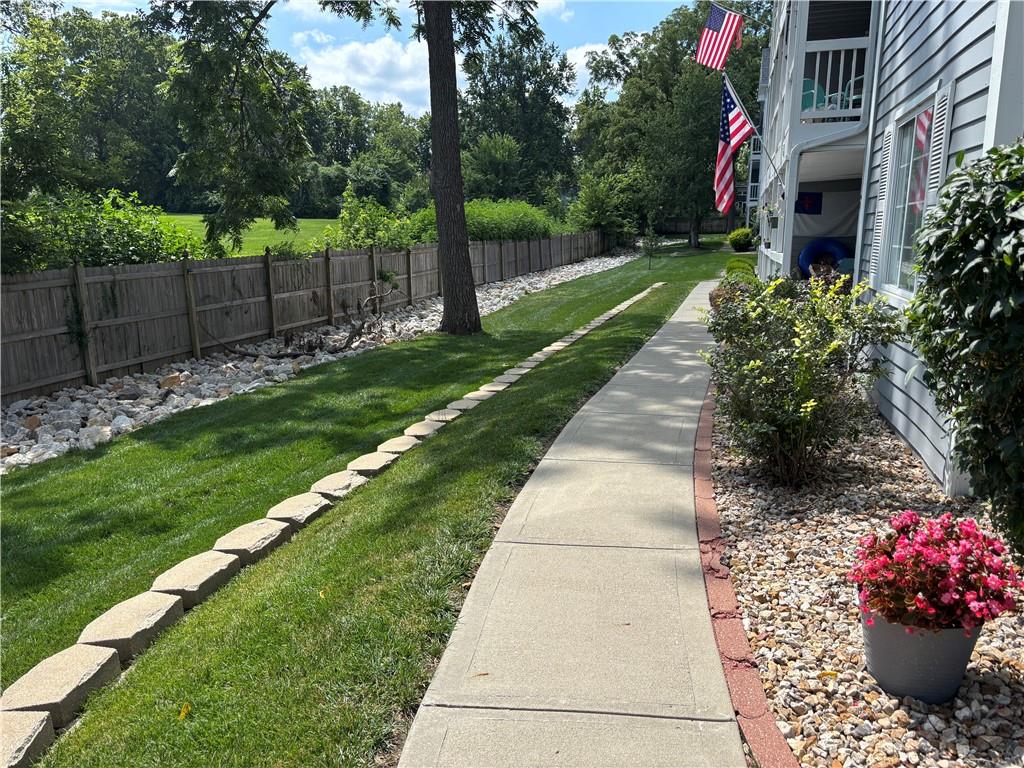 Listing Photo MLS #HMS2567207