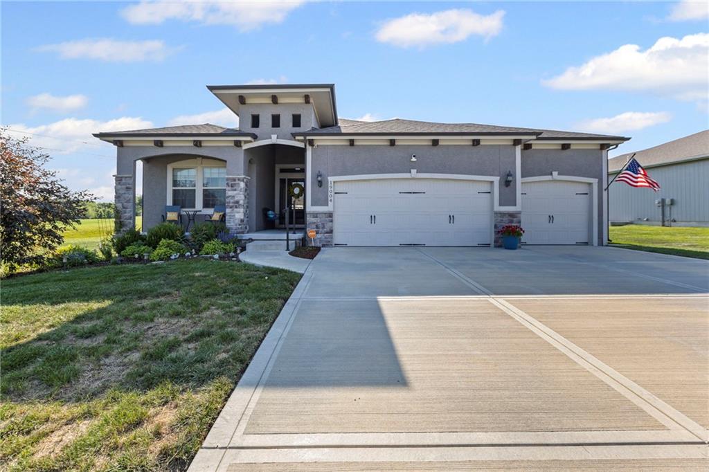 Listing Photo MLS #HMS2567772