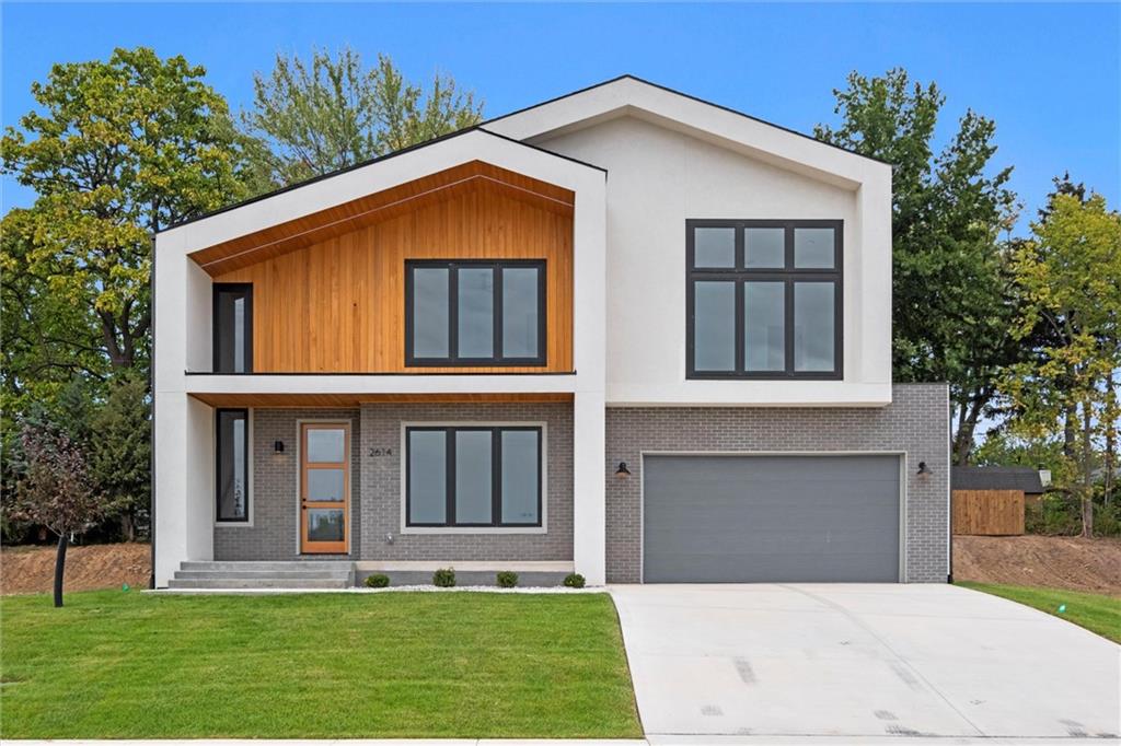 Listing Photo MLS #HMS2570538