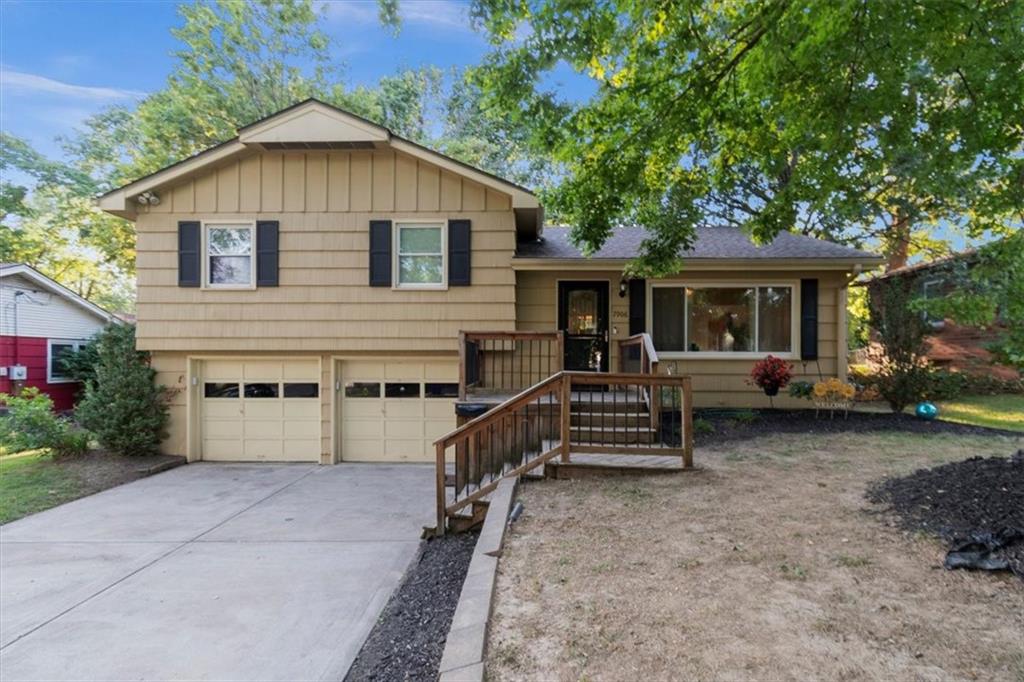 Listing Photo MLS #HMS2572747