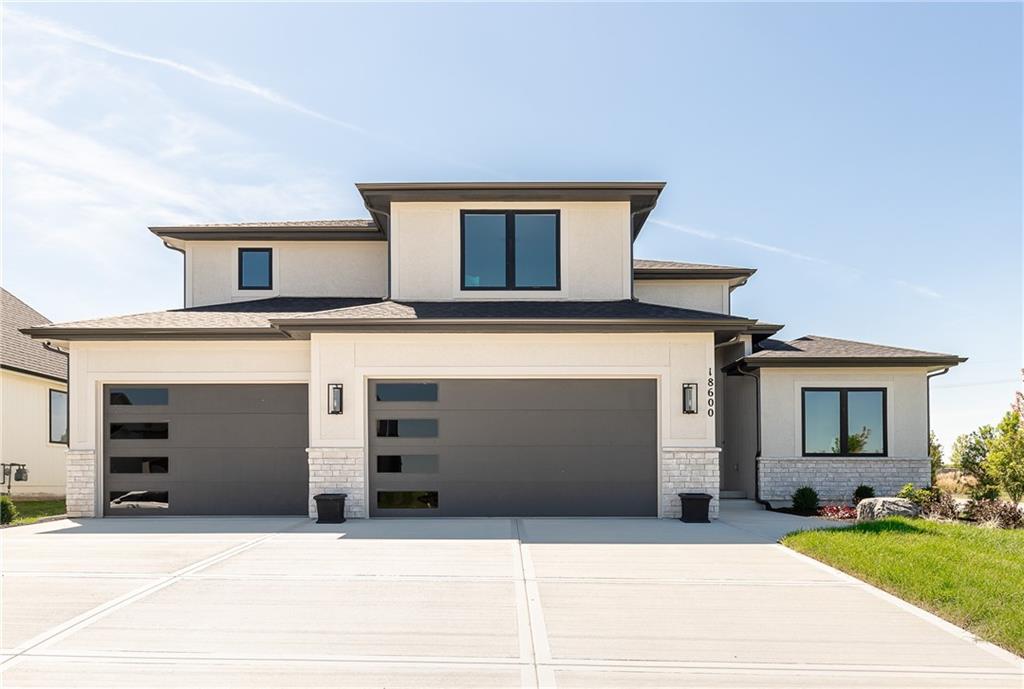 Listing Photo MLS #HMS2573867