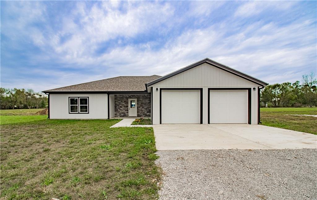 Listing Photo MLS #HMS2574177