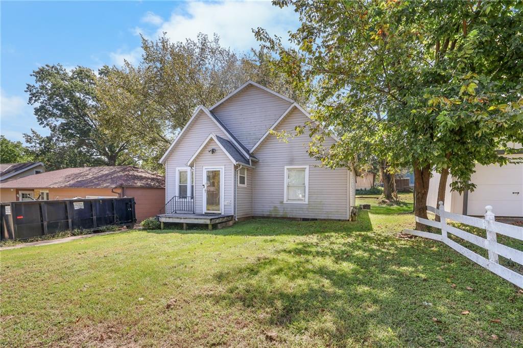 Listing Photo MLS #HMS2575616