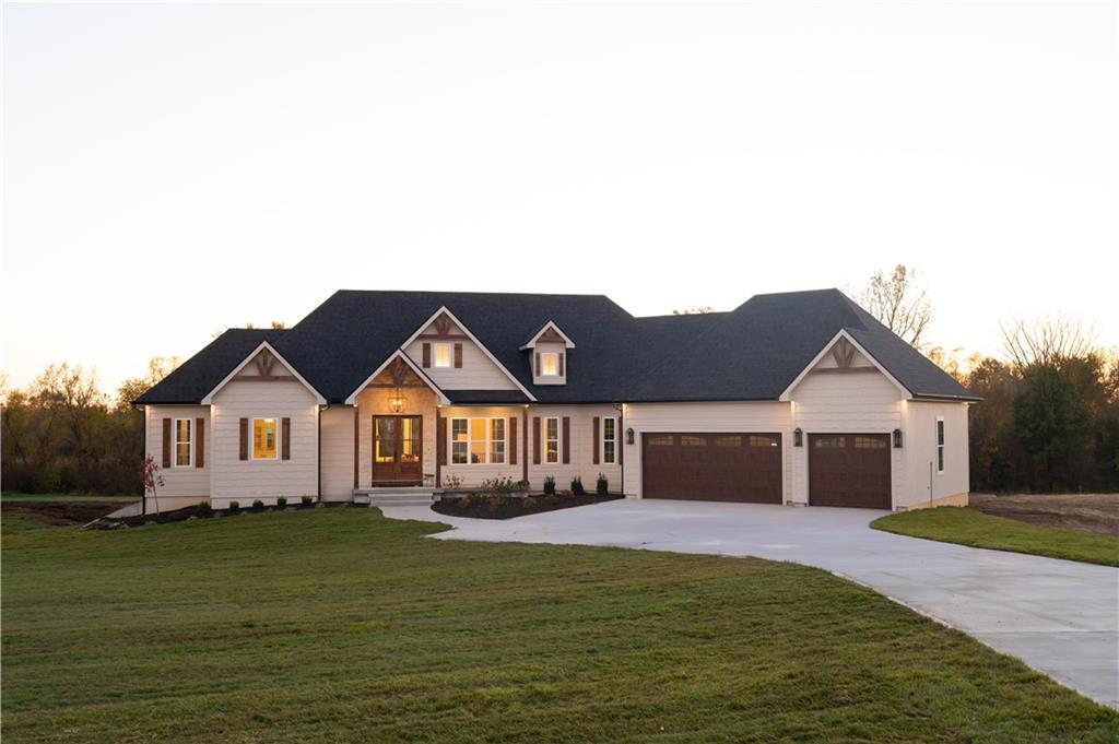 Listing Photo MLS #HMS2582425