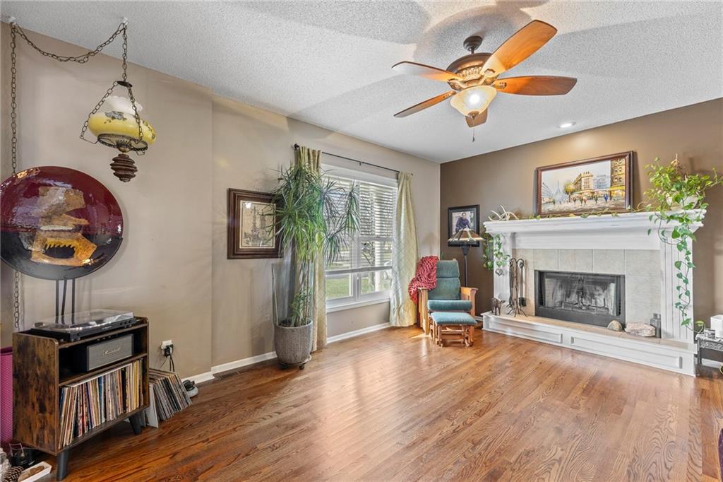 Listing Photo MLS #HMS2584618