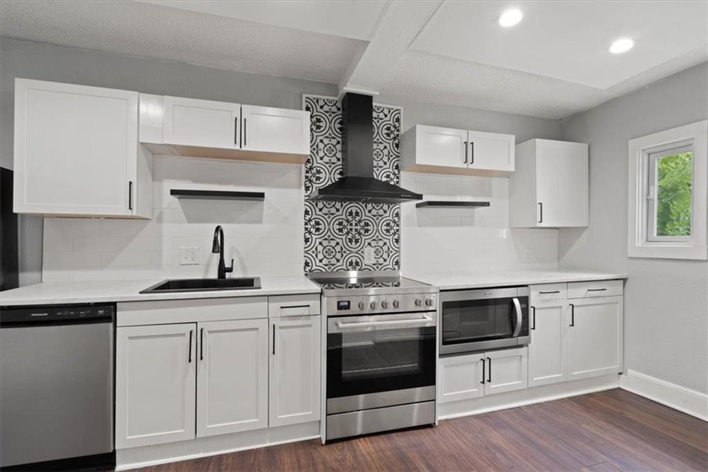 Listing Photo MLS #HMS2586552