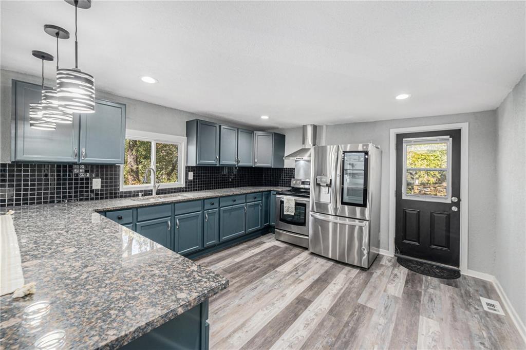 Listing Photo MLS #HMS2586937