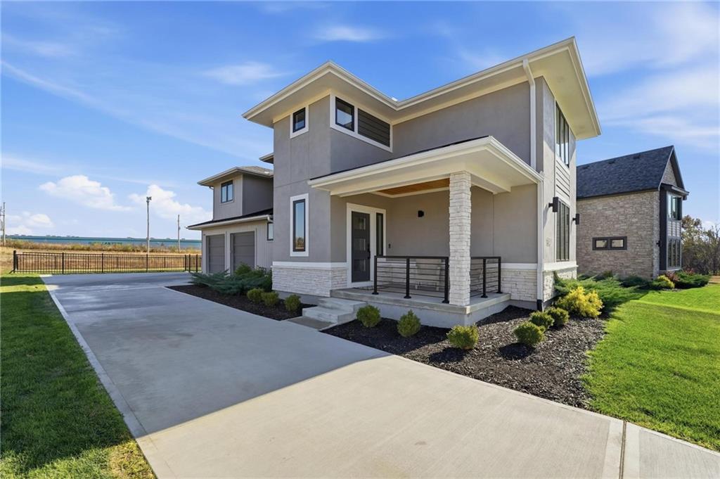 Listing Photo MLS #HMS2587736