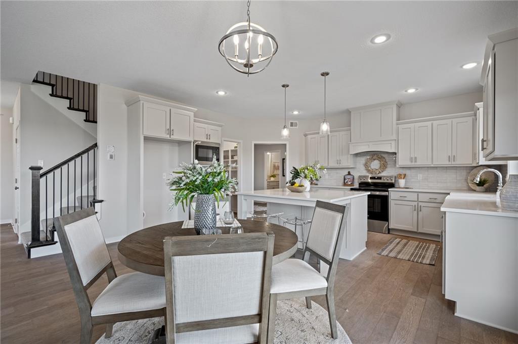 Listing Photo MLS #HMS2588033