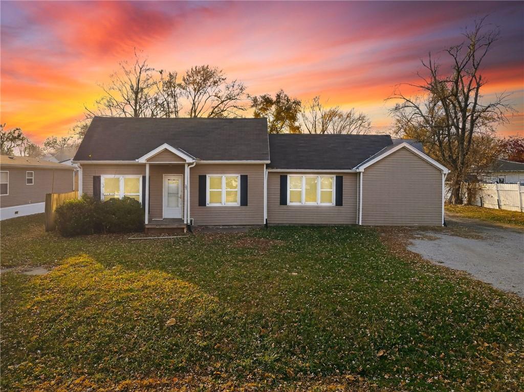 Listing Photo MLS #HMS2589026