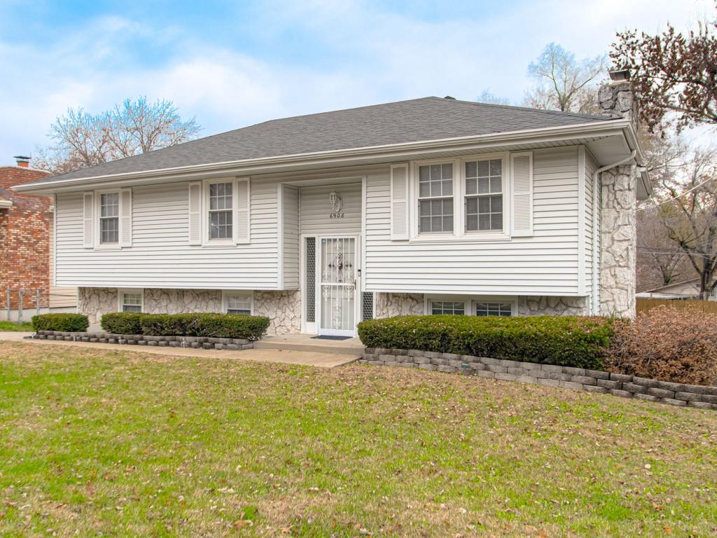 Listing Photo MLS #HMS2589330