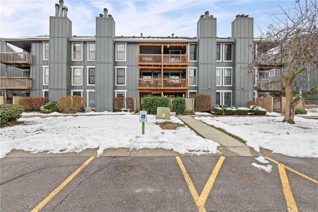 Listing Photo MLS #HMS2589925