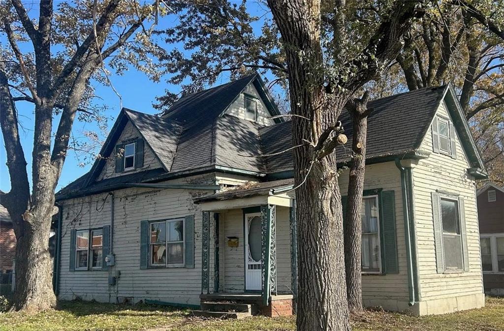 Listing Photo MLS #HMS2589961