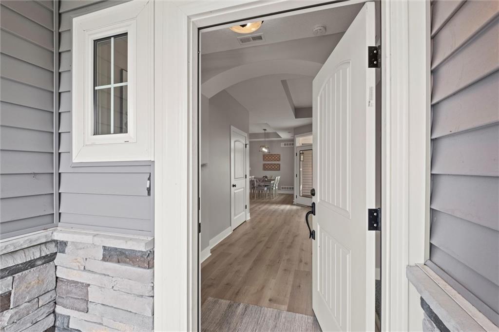 Listing Photo MLS #HMS2592155