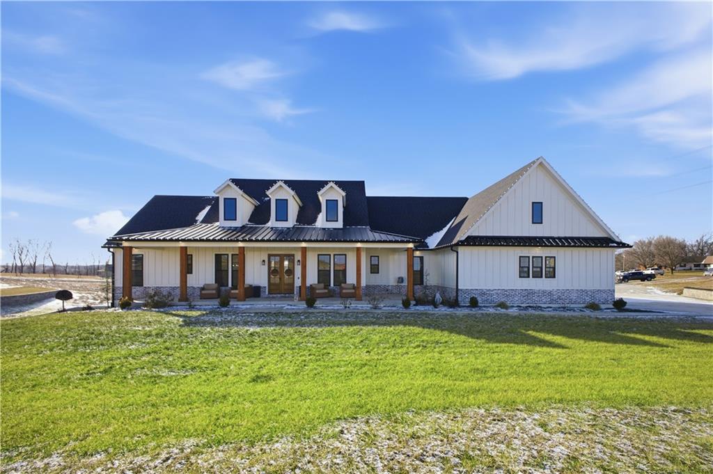 Listing Photo MLS #HMS2592241