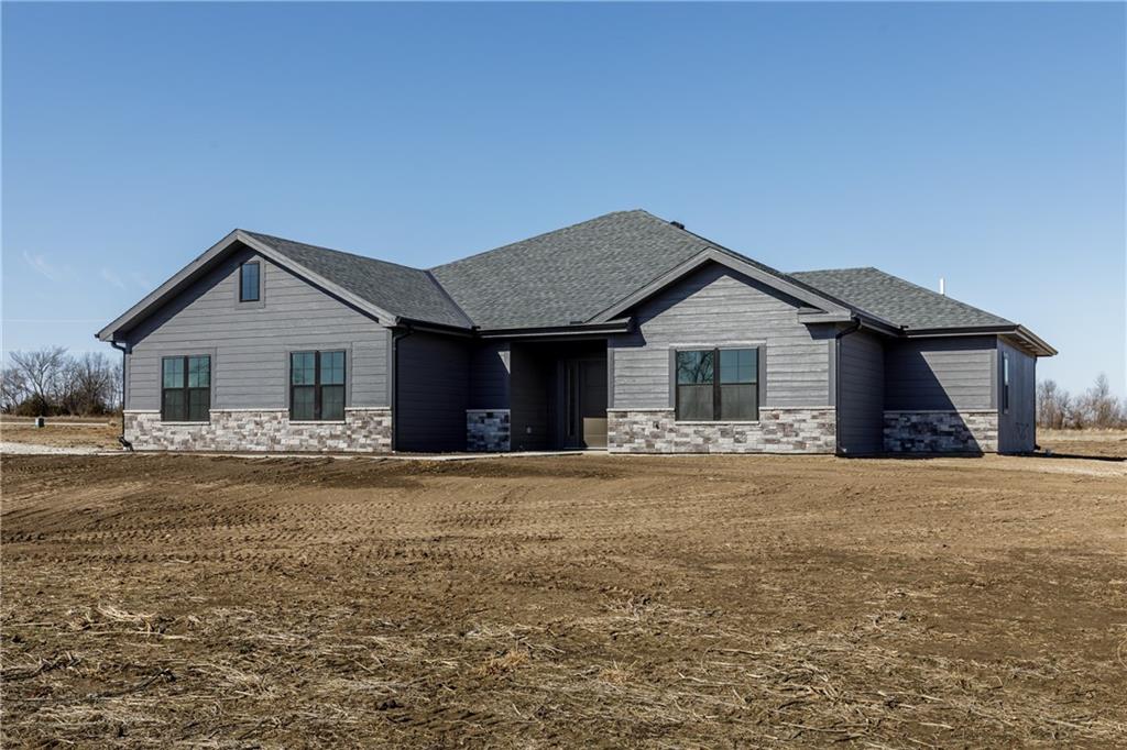 Listing Photo MLS #HMS2593104