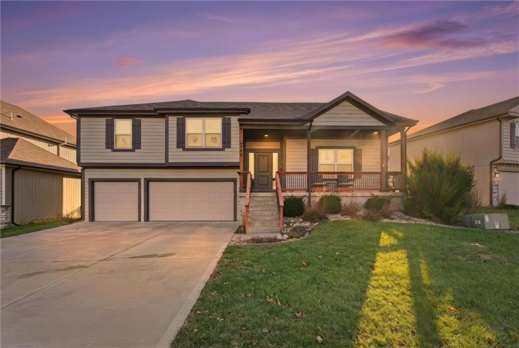 Listing Photo MLS #HMS2593118