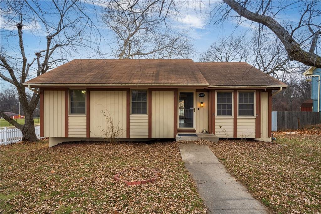 Listing Photo MLS #HMS2594645