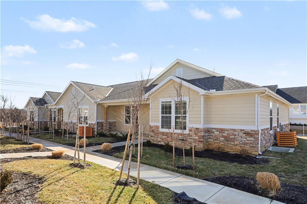 Listing Photo MLS #HMS2594978