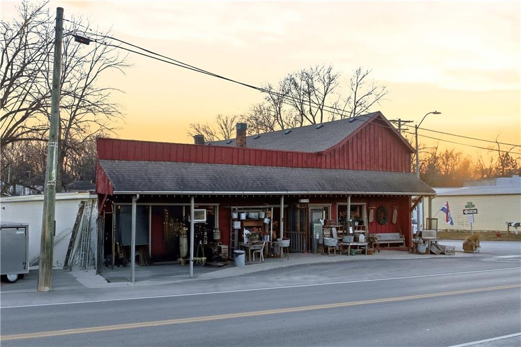 Listing Photo MLS #HMS2595505