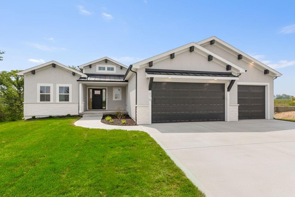 Listing Photo MLS #HMS2597657