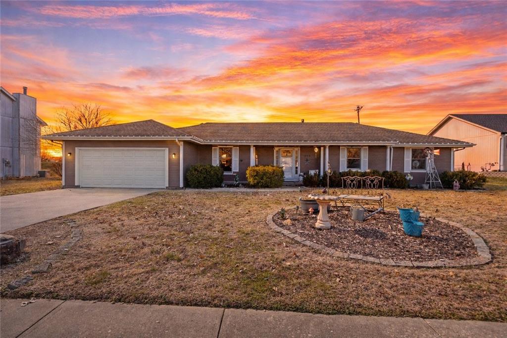 Listing Photo MLS #HMS2598858