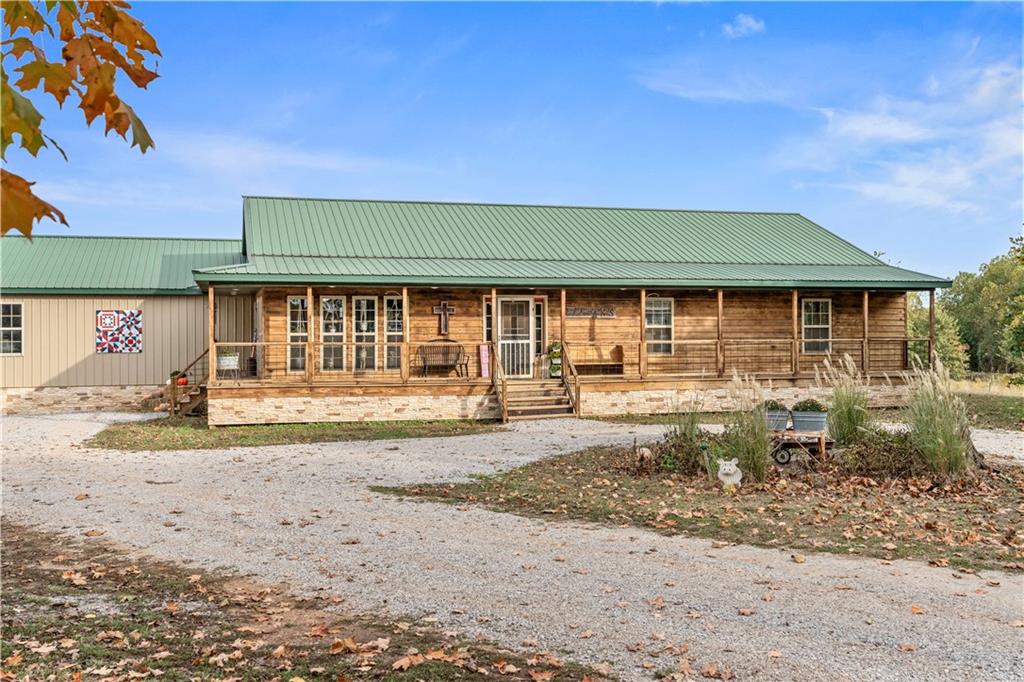 Listing Photo MLS #HMS2599037