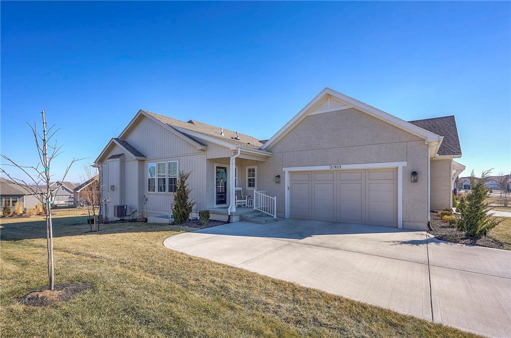 Listing Photo MLS #HMS2599411