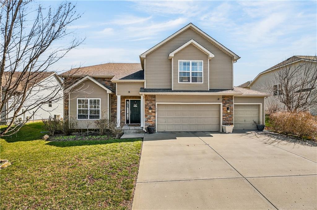 Listing Photo MLS #HMS2600898