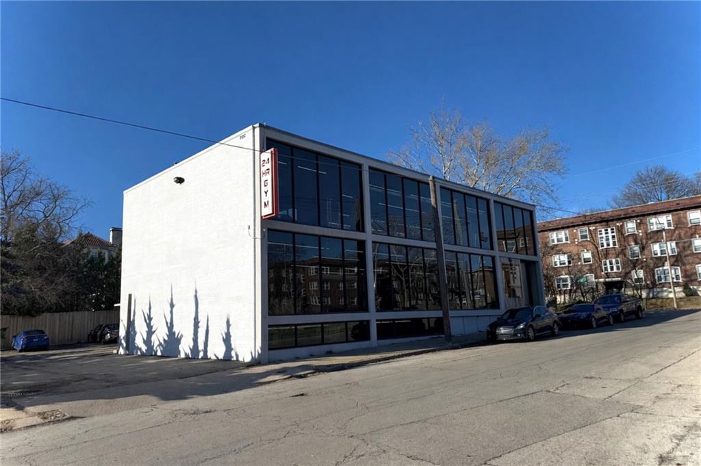 Listing Photo MLS #HMS2601422