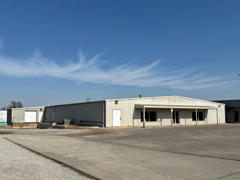 Listing Photo MLS #HMS2601838