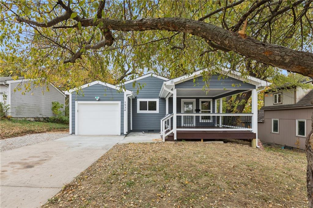 Listing Photo MLS #HMS2602114