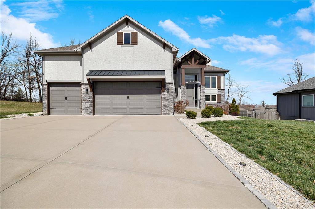 Listing Photo MLS #HMS2602967