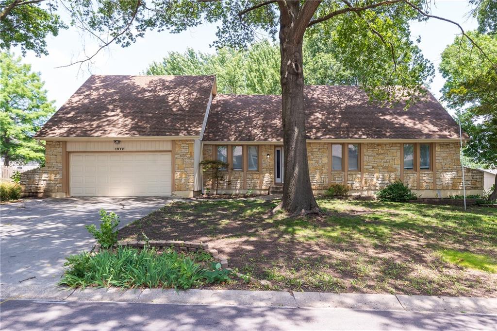 Listing Photo MLS #HMS2603193