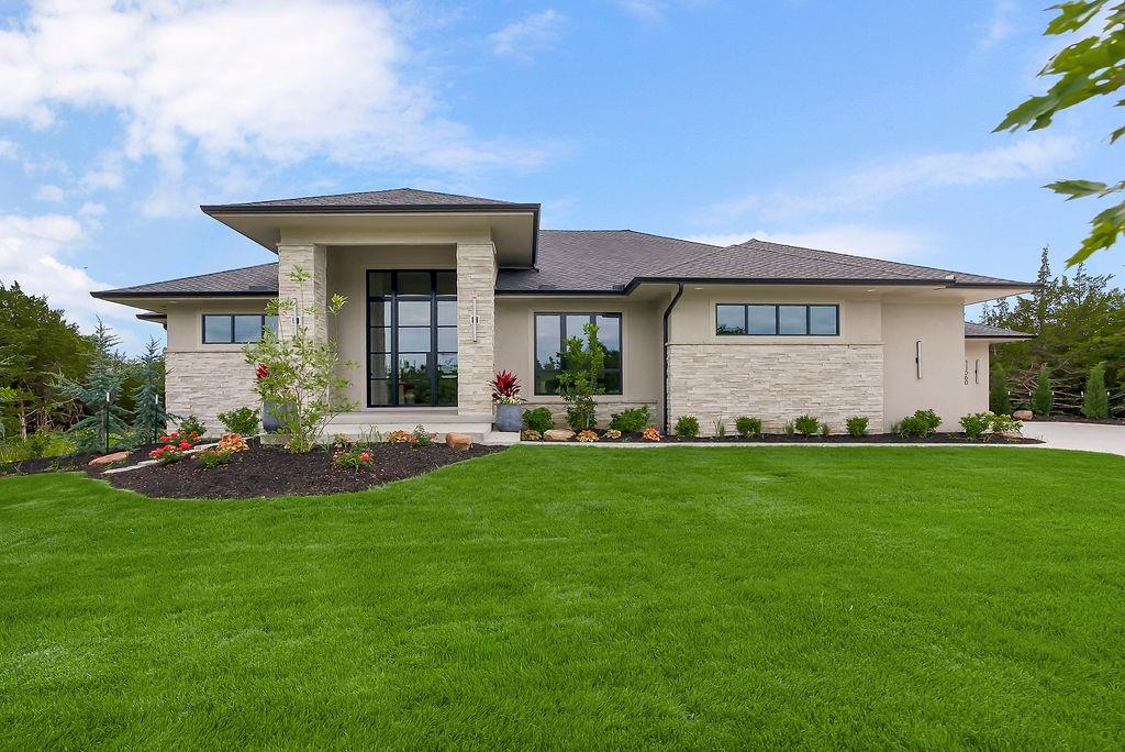 Listing Photo MLS #HMS2603259