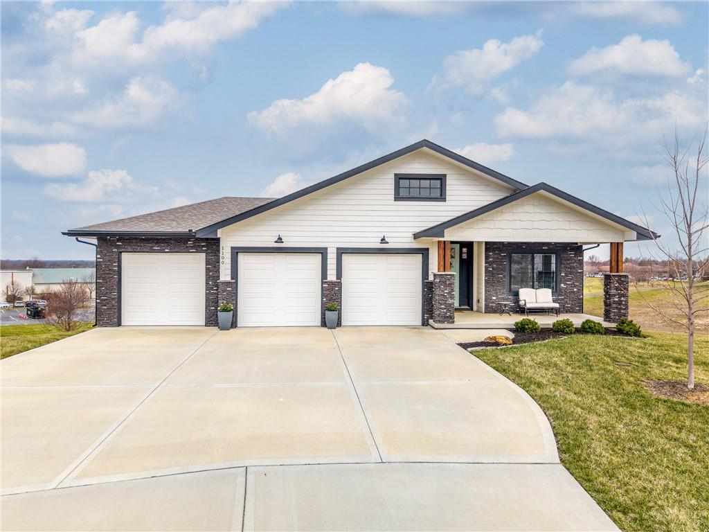 Listing Photo MLS #HMS2603725