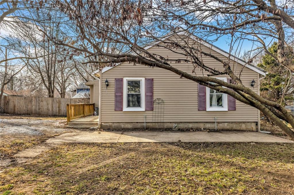 Listing Photo MLS #HMS2603924