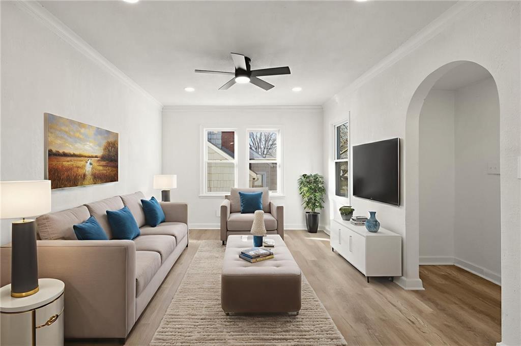 Listing Photo MLS #HMS2604293