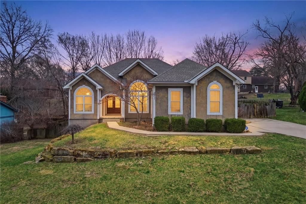 Listing Photo MLS #HMS2604669